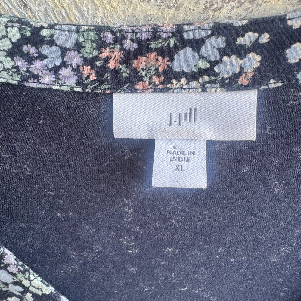 J. Jill Short Sleeve V-Neck Button Up Floral Tiered Dress Women's Size XL - Picture 3 of 8